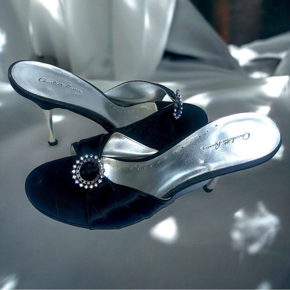 Charolette Russe  l 4” Stilettos l Rhinestone Accent l Size 9 l EUC
